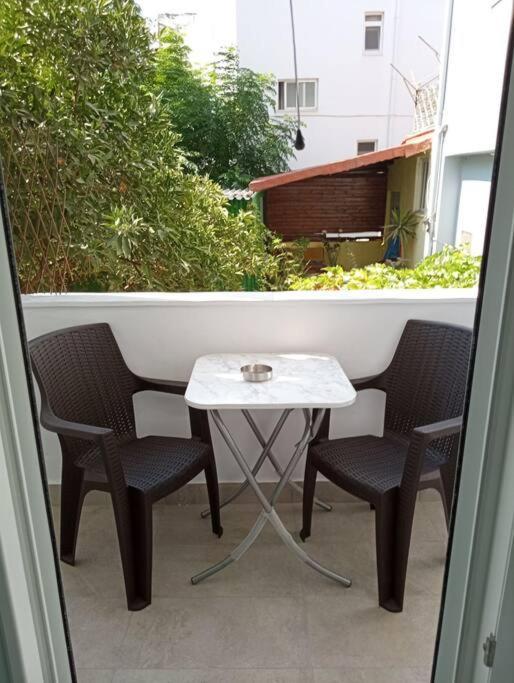 Downtown With Private Parking Apartment *